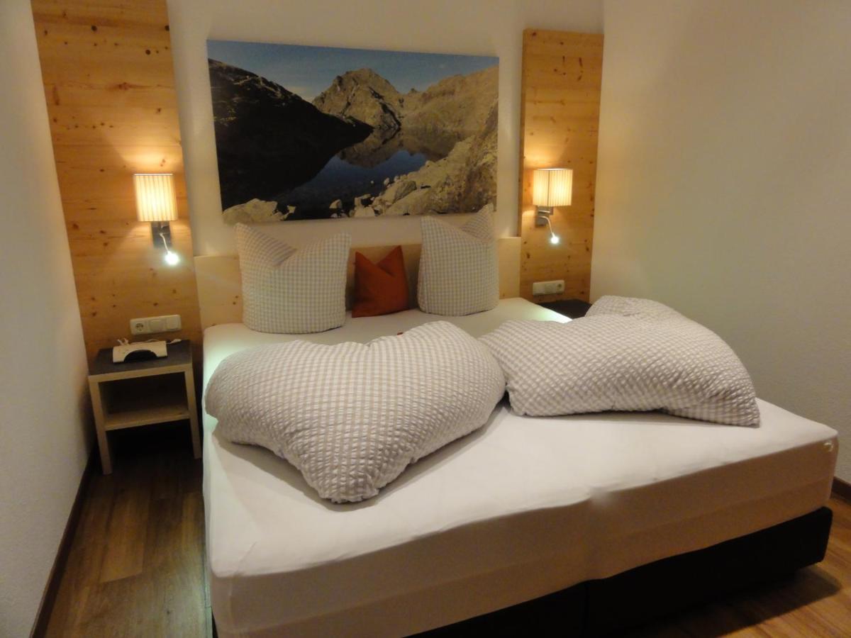 Apartament Haus Raetia Serfaus Pokój zdjęcie